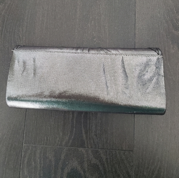 Silver Metallic Clutch Handbag - Picture 2 of 5